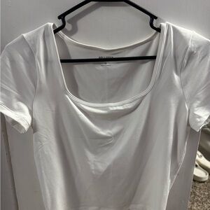 Hollister Women's Classic White Short Sleeve Tee